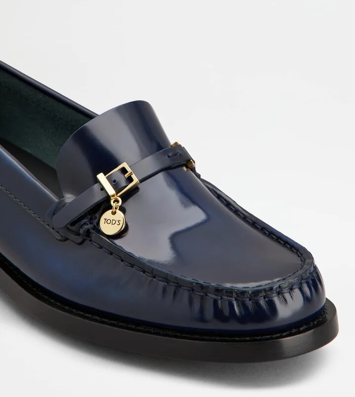 Loafers in Leather - Image 5