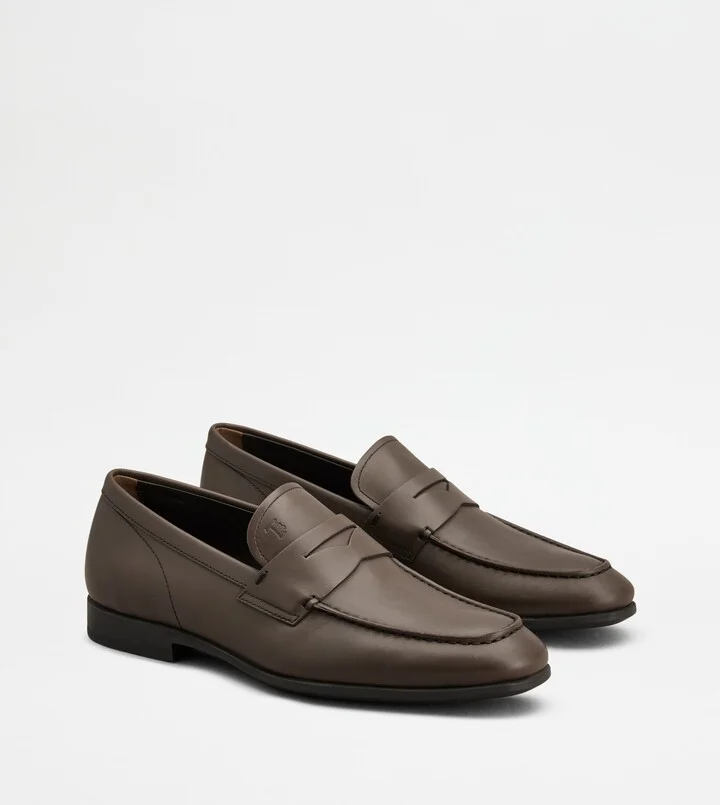 Loafers in Leather - Image 2