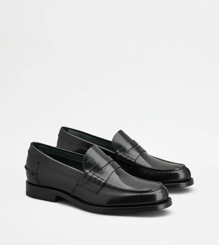 Loafers in Leather - Image 2