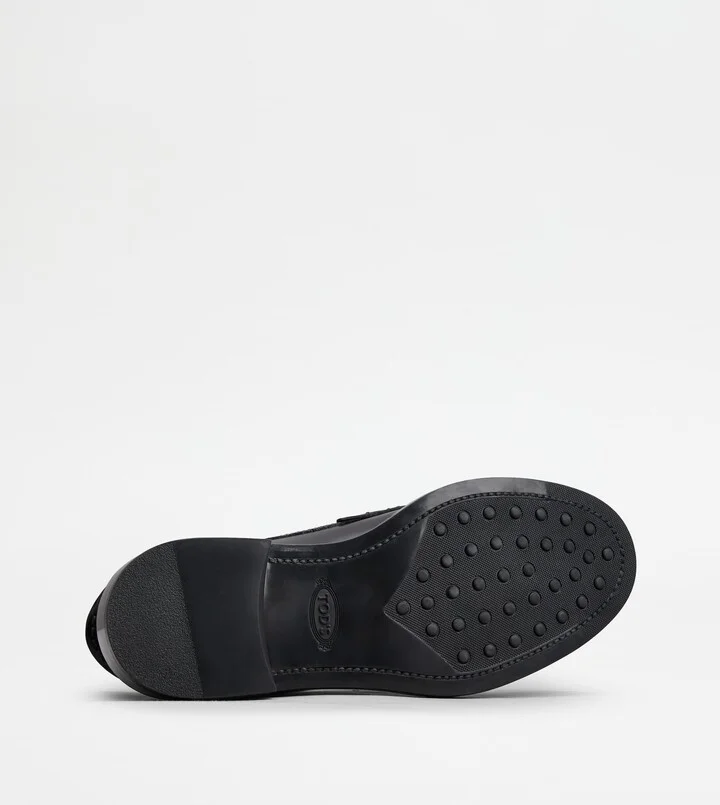 Loafers in Leather - Image 4