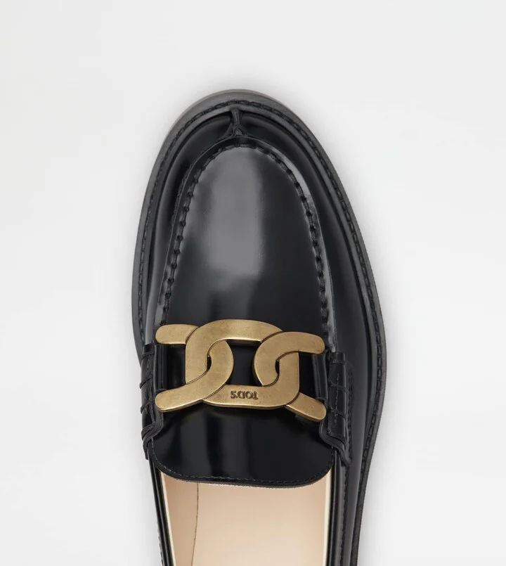 Loafers in Leather - Image 5