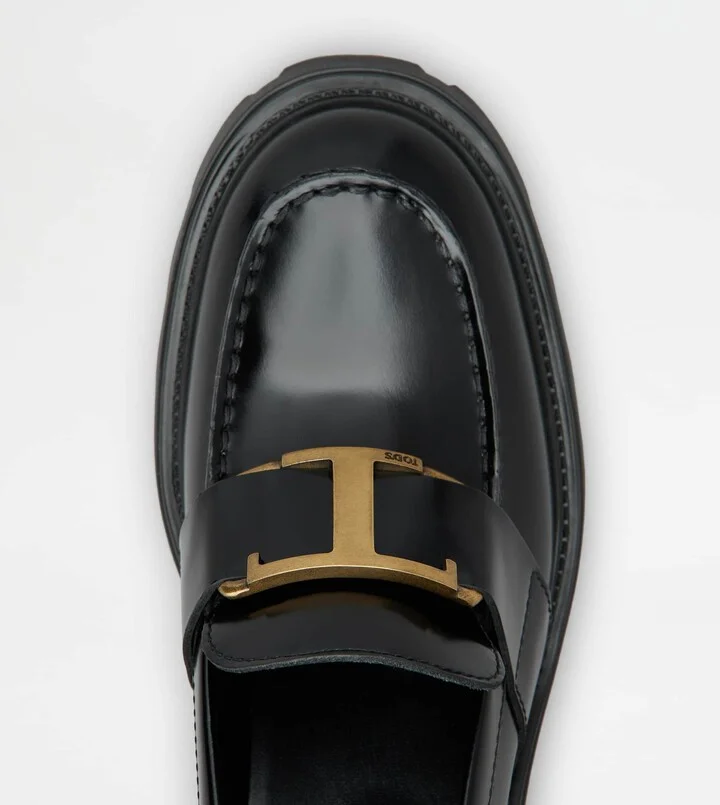 Loafers in Leather - Image 5