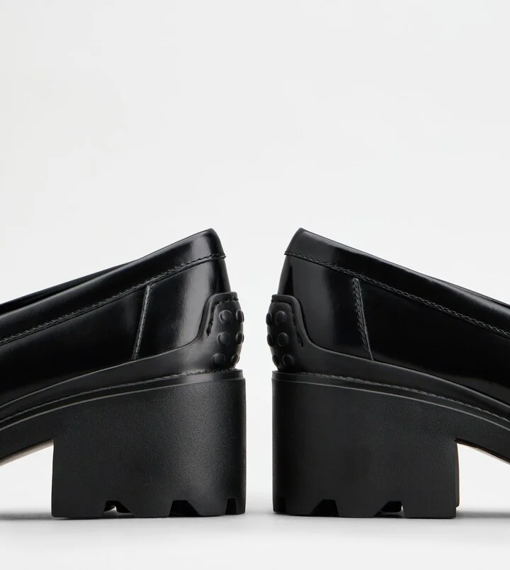 Loafers in Leather - Image 6