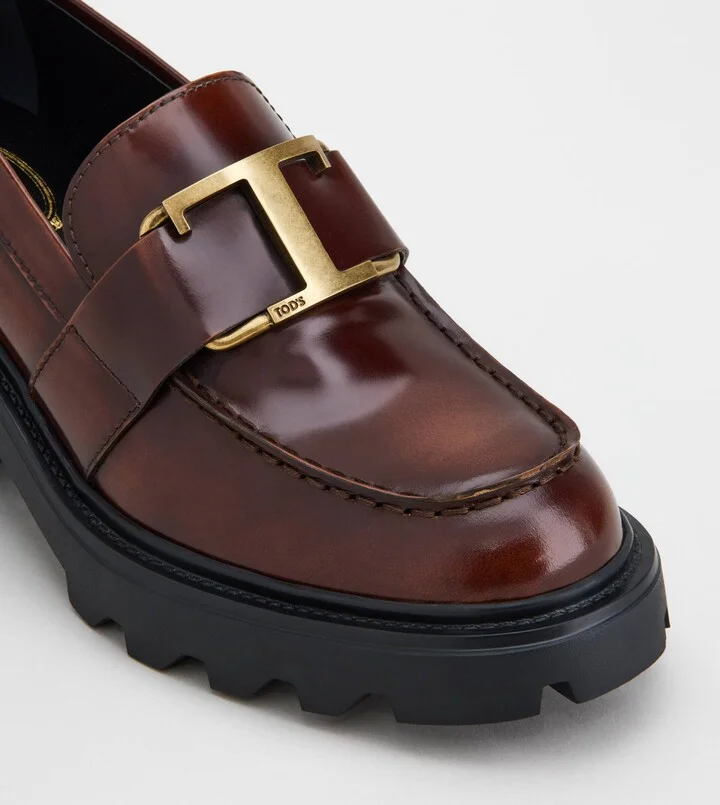 Loafers in Leather - Image 7