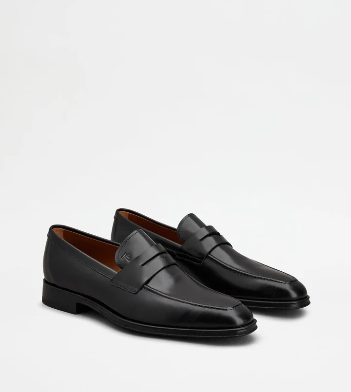 Loafers in Leather - Image 2