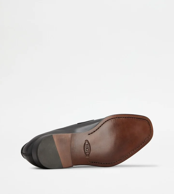 Loafers in Leather - Image 4