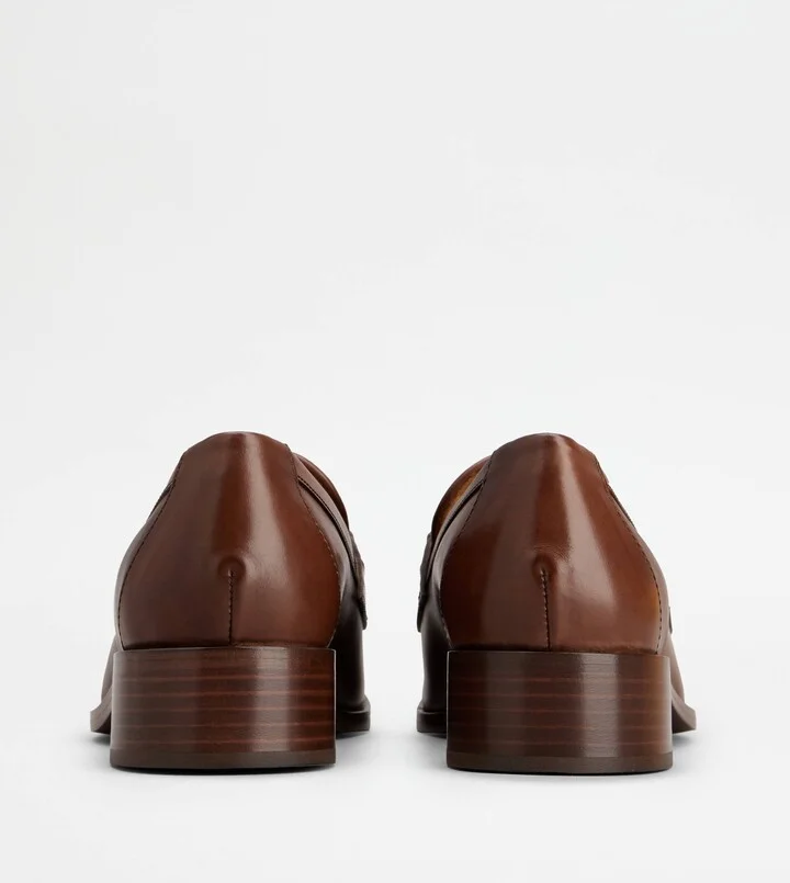 Loafers in Leather - Image 3