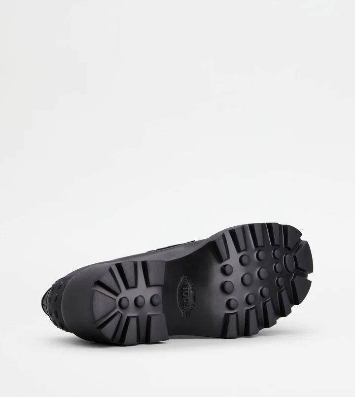 Loafers in Leather - Image 4