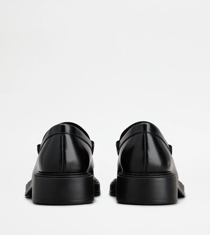 Loafers in Leather - Image 3