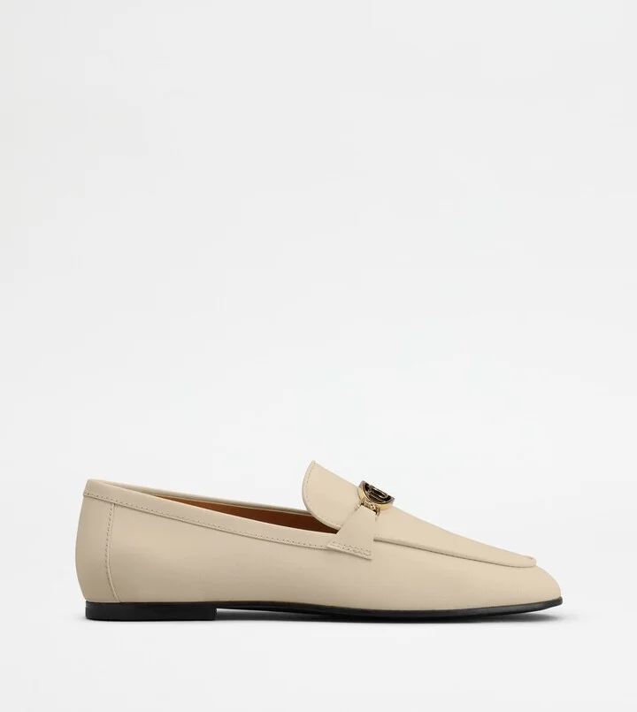 Loafers in Leather