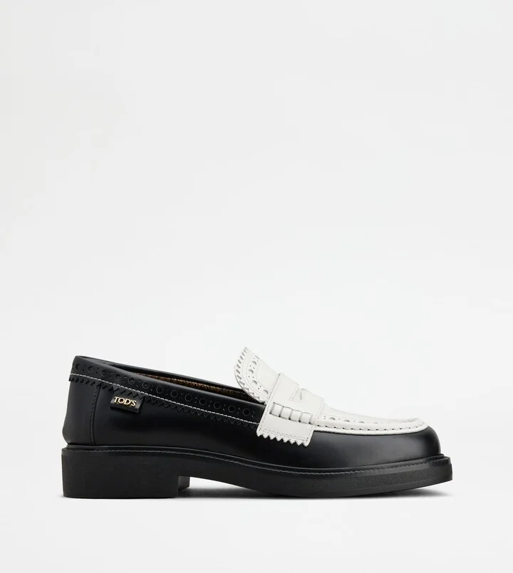 Loafers in Leather