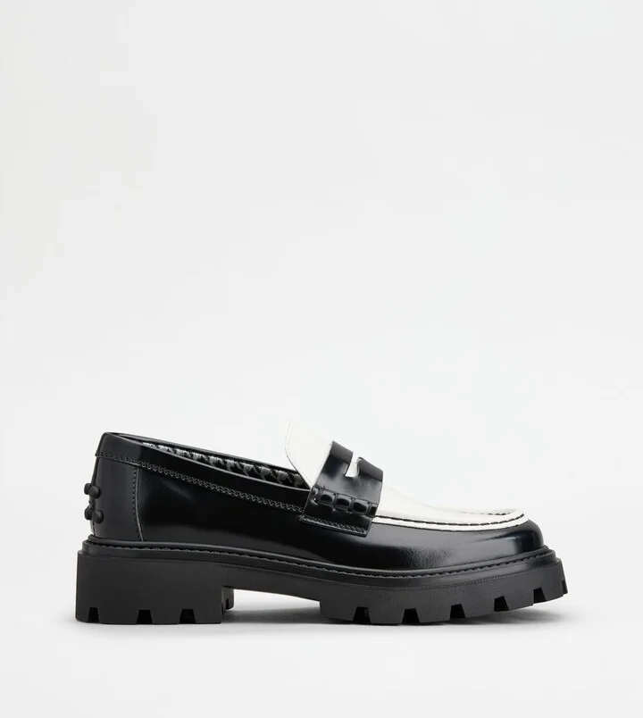 Loafers in Leather