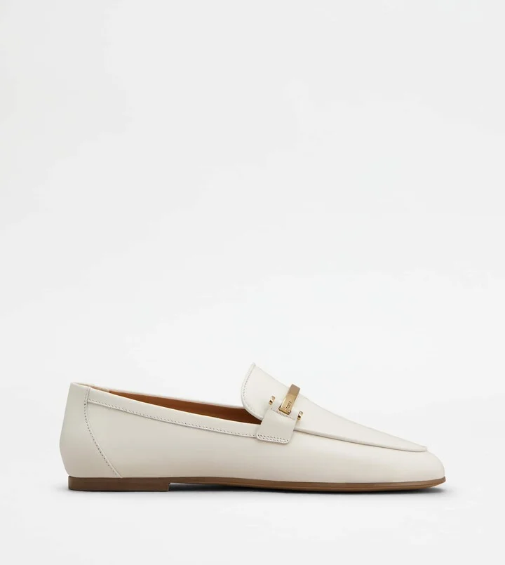 Loafers in Leather