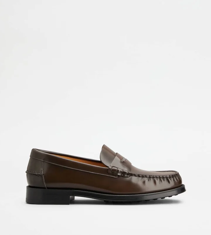 Loafers in Leather
