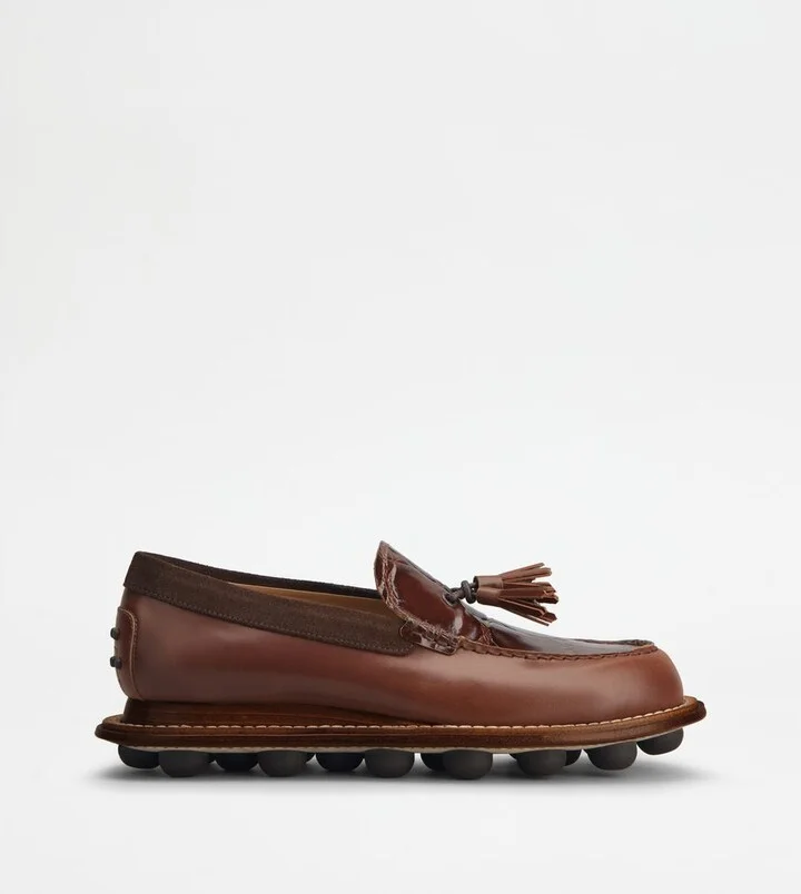 Loafers in Leather