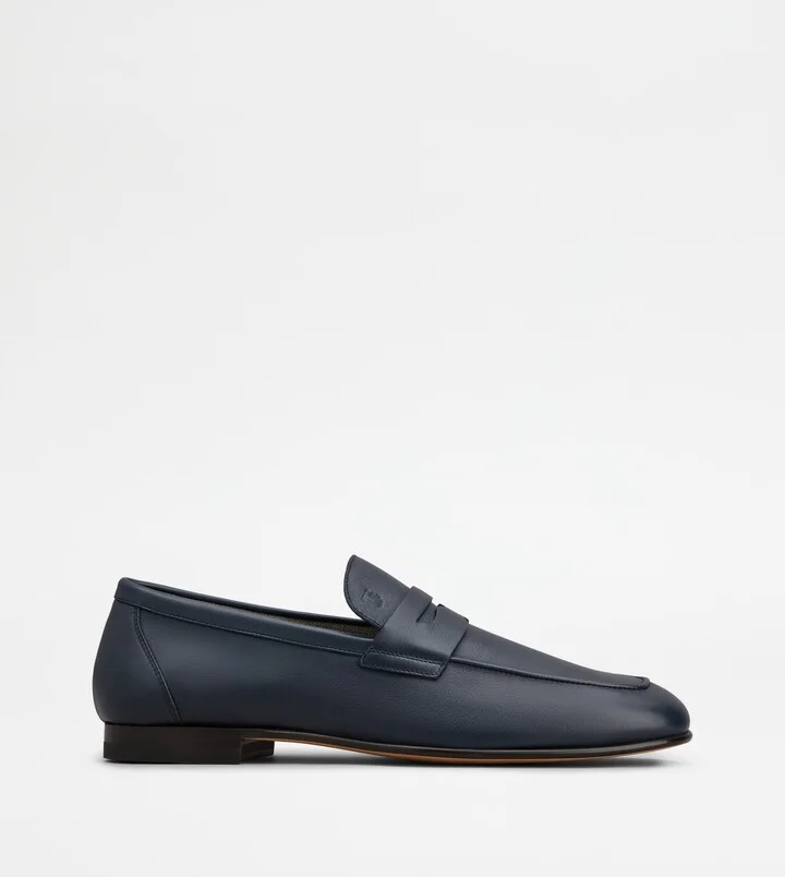 Loafers in Leather