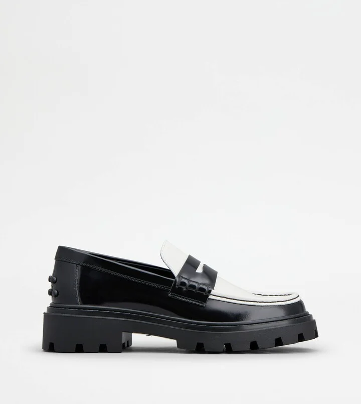 Loafers in Leather