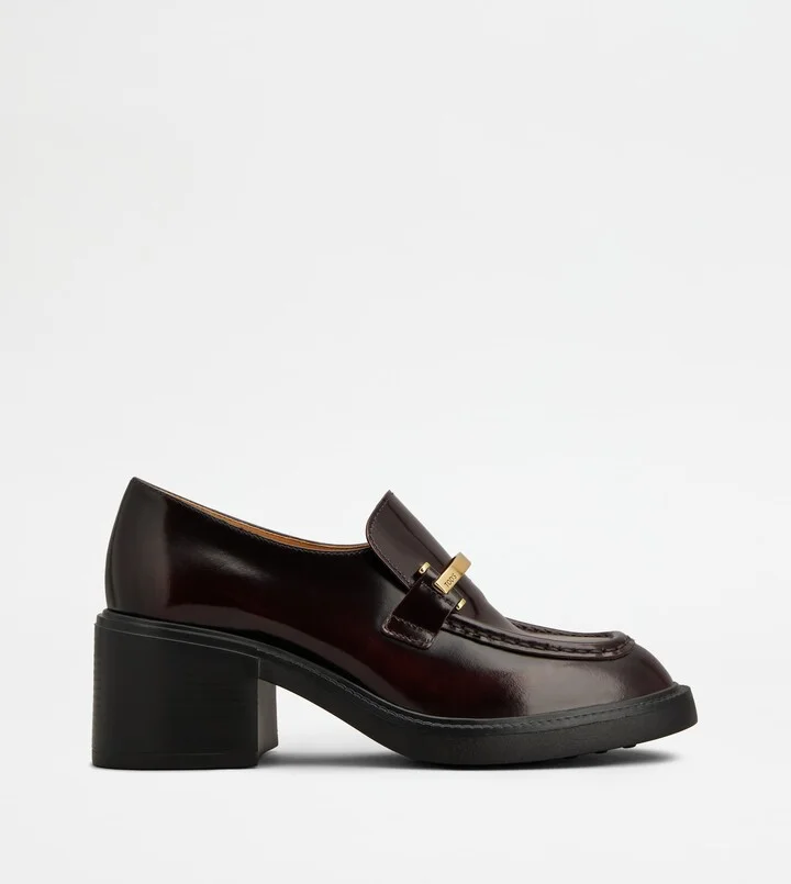 Loafers in Leather