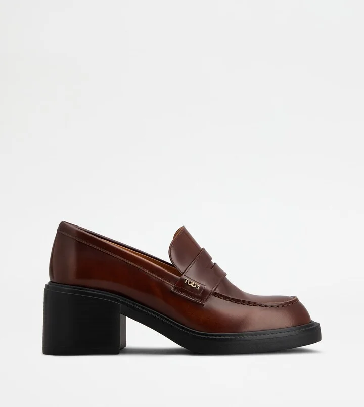 Loafers in Leather