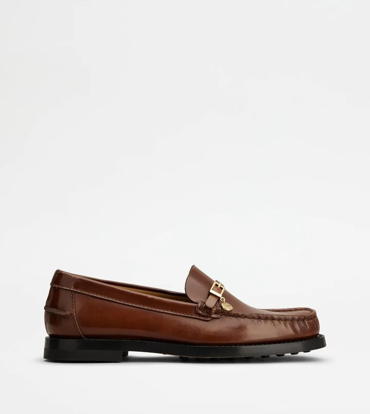 Loafers in Leather
