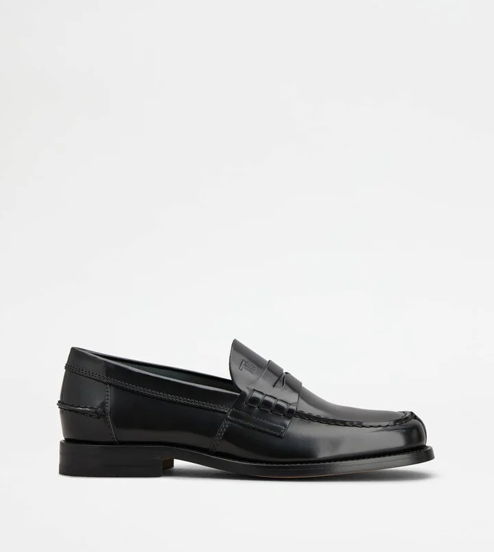 Loafers in Leather