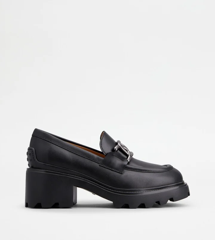 Loafers in Leather