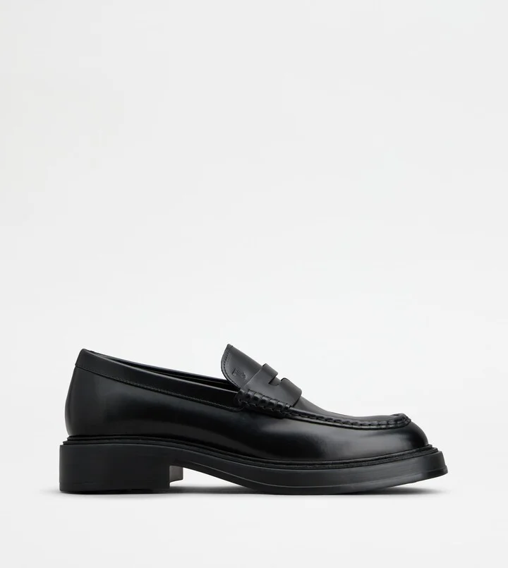 Loafers in Leather