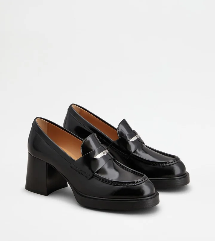 Loafers in Leather with Heel - Image 2