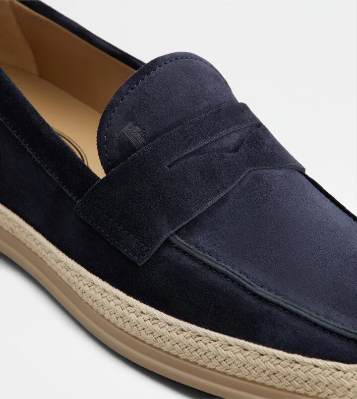 Loafers in Suede - Image 5