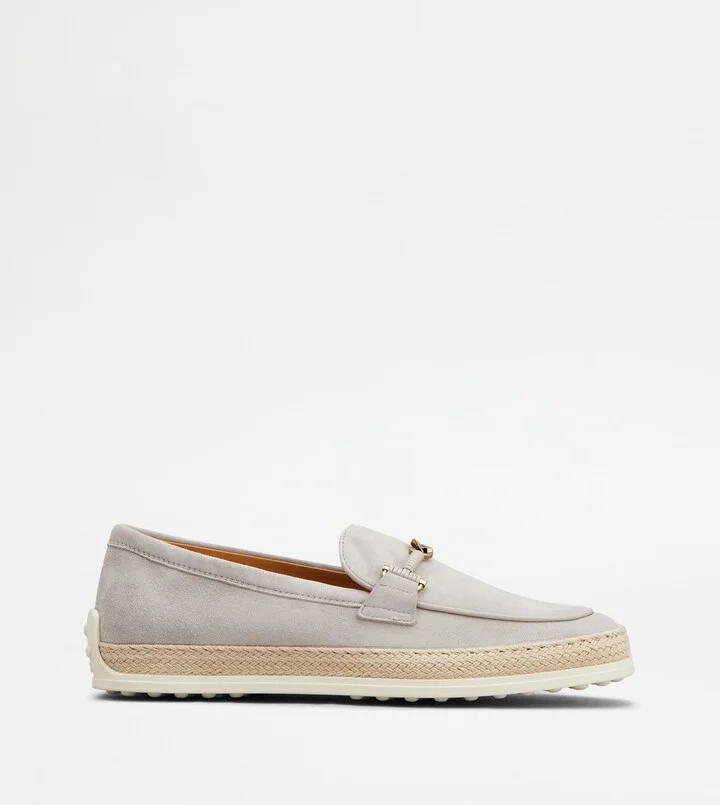 Loafers in Suede