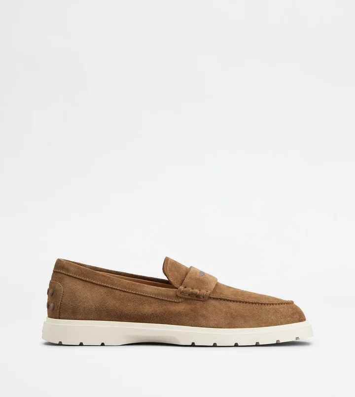 Loafers in Suede