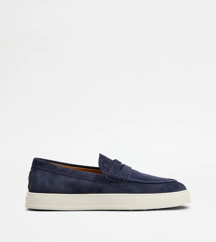 Loafers in Suede