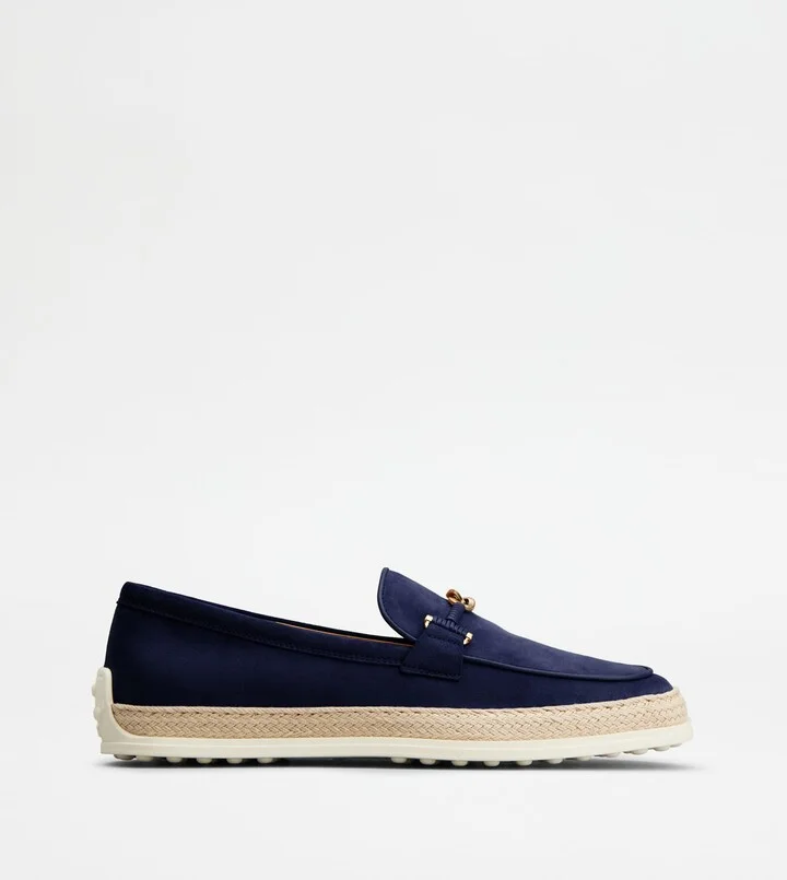 Loafers in Suede