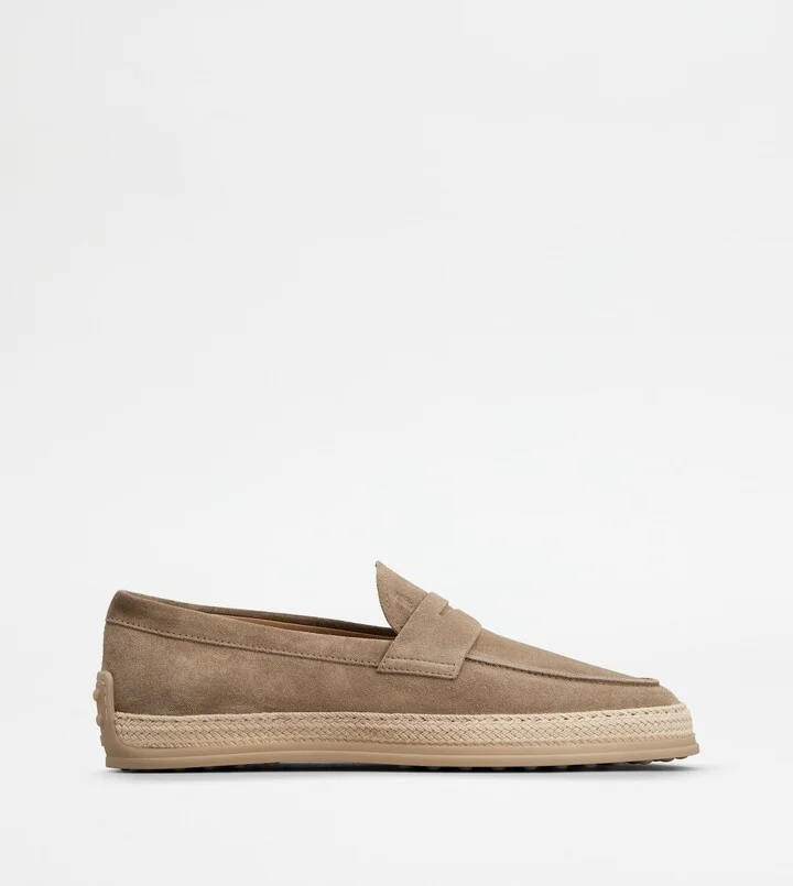 Loafers in Suede