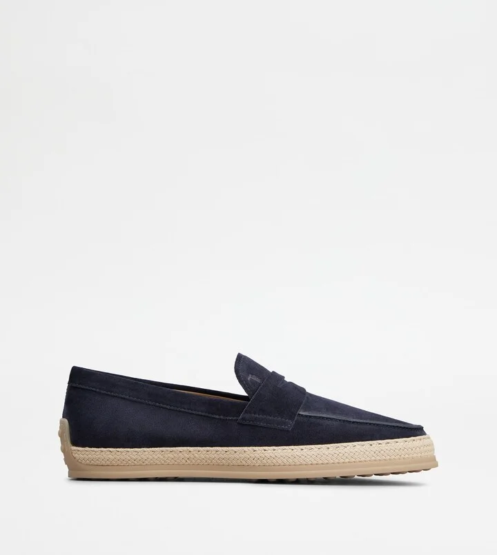 Loafers in Suede