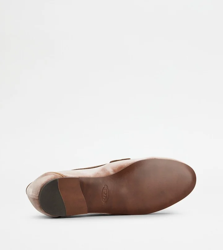 Loafers in Velvet - Image 4