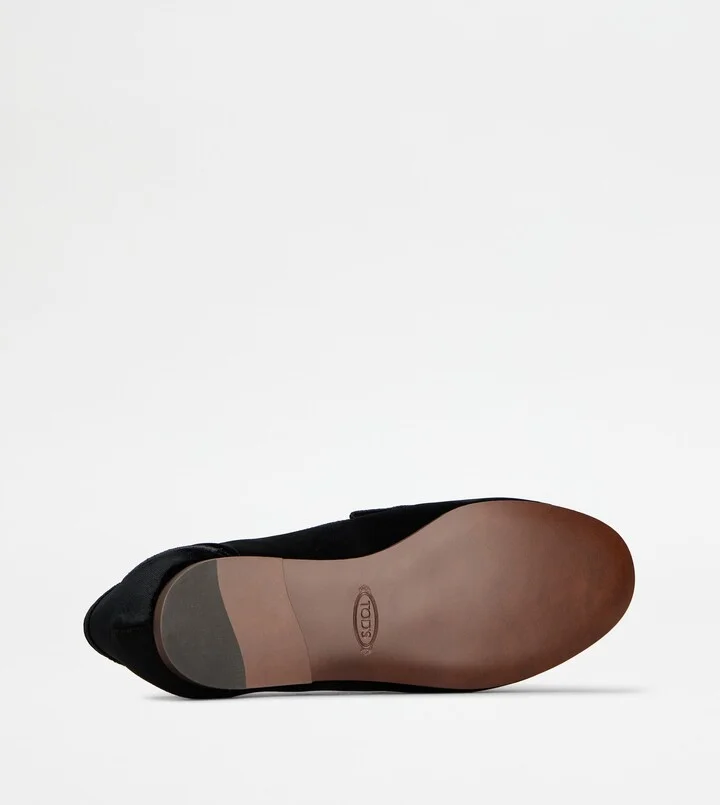 Loafers in Velvet - Image 4