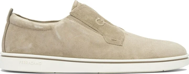 Loafers & Slippers Beige