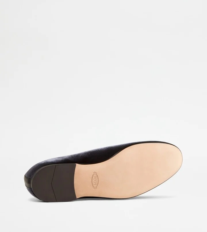 Loafers with Tassels in Velvet - Image 4