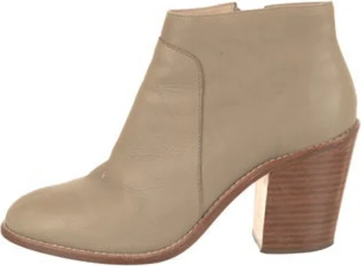 Loeffler Randall