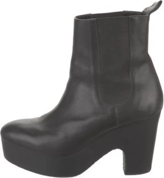 Loeffler Randall