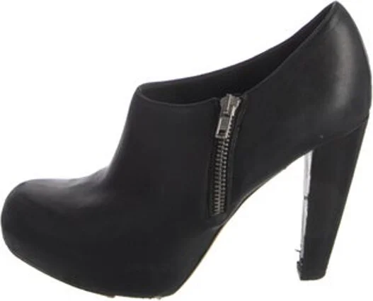 Loeffler Randall