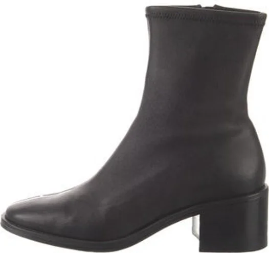 Loeffler Randall