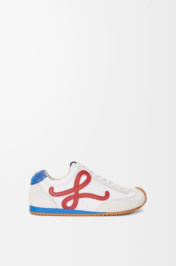 White/red/blue