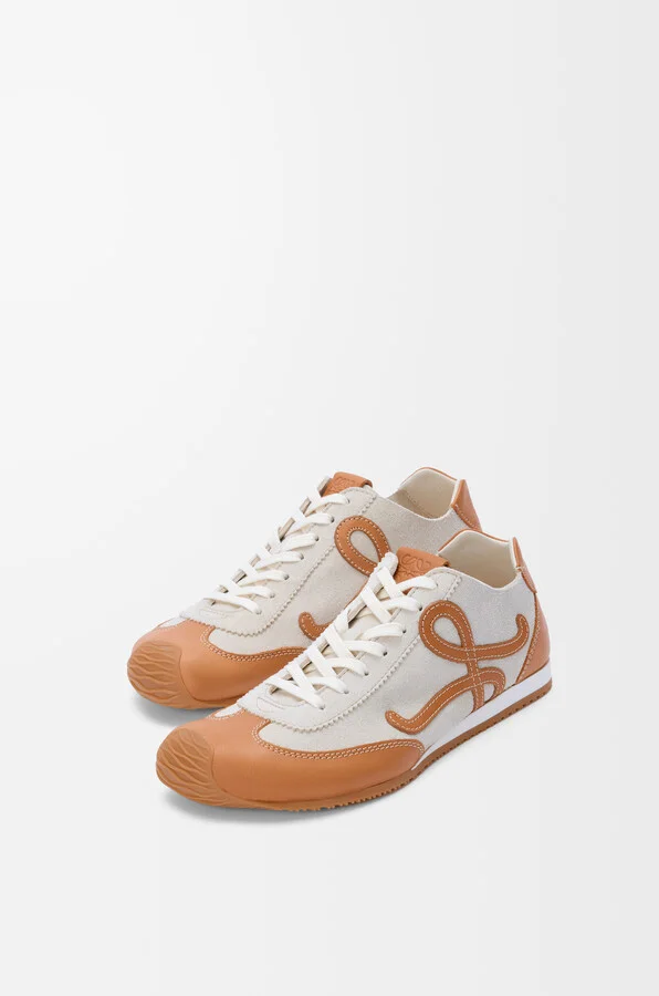 LOEWE - Ballet Runner 2.0 Unlined In Deerskin And Vegetable-tanned leather skin Size: 35 For Woman - Image 2