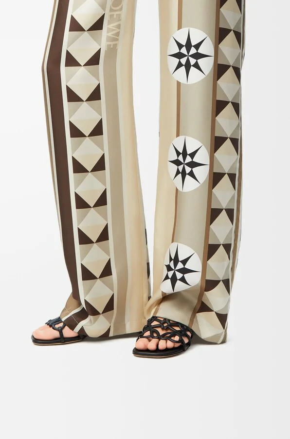 LOEWE - Petal Anagram Slide In Soft leather skin Size: 39 For Woman - Image 2