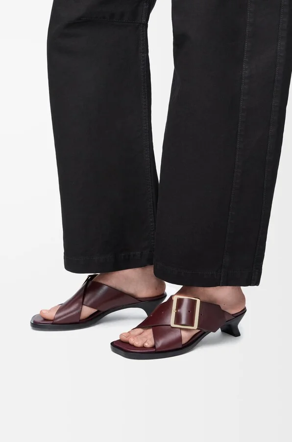 LOEWE - Petal Belt Sandal In Vegetable-tanned leather skin Size: 35 For Woman - Image 2
