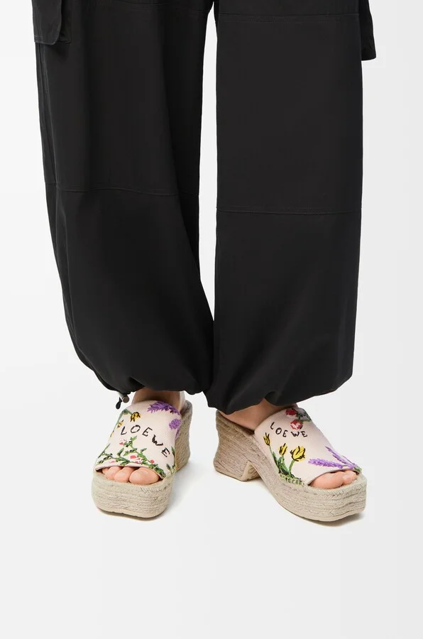 LOEWE - Petal Espadrille Platform Slide In Embroidered Canvas Size: 36 For Woman - Image 2