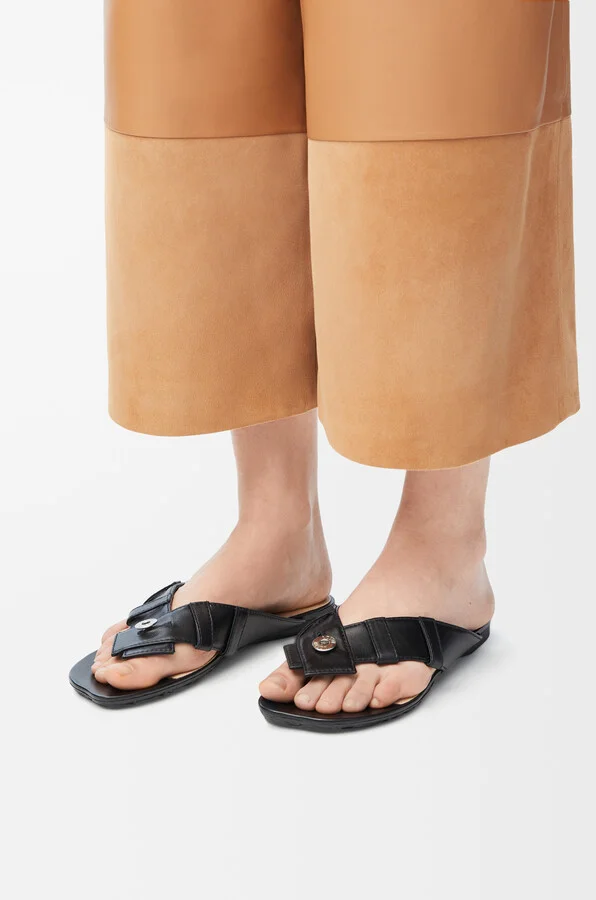 LOEWE - Toy Panta Toe Post Sandal In Lambskin Size: 35 For Woman - Image 2