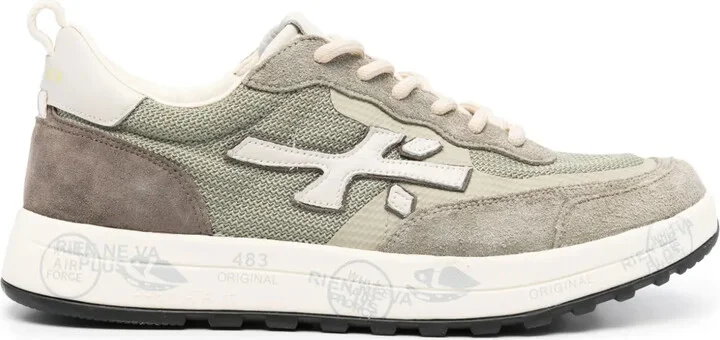 Logo-Appliqué Low-Top Sneakers